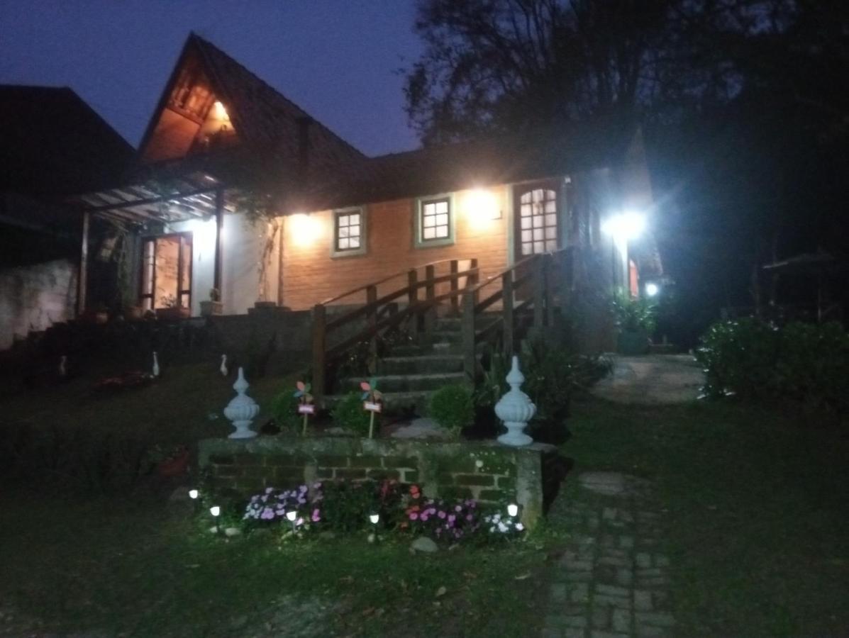 Casa Aconchegante Na Serra. Santo Antonio do Pinhal Ngoại thất bức ảnh